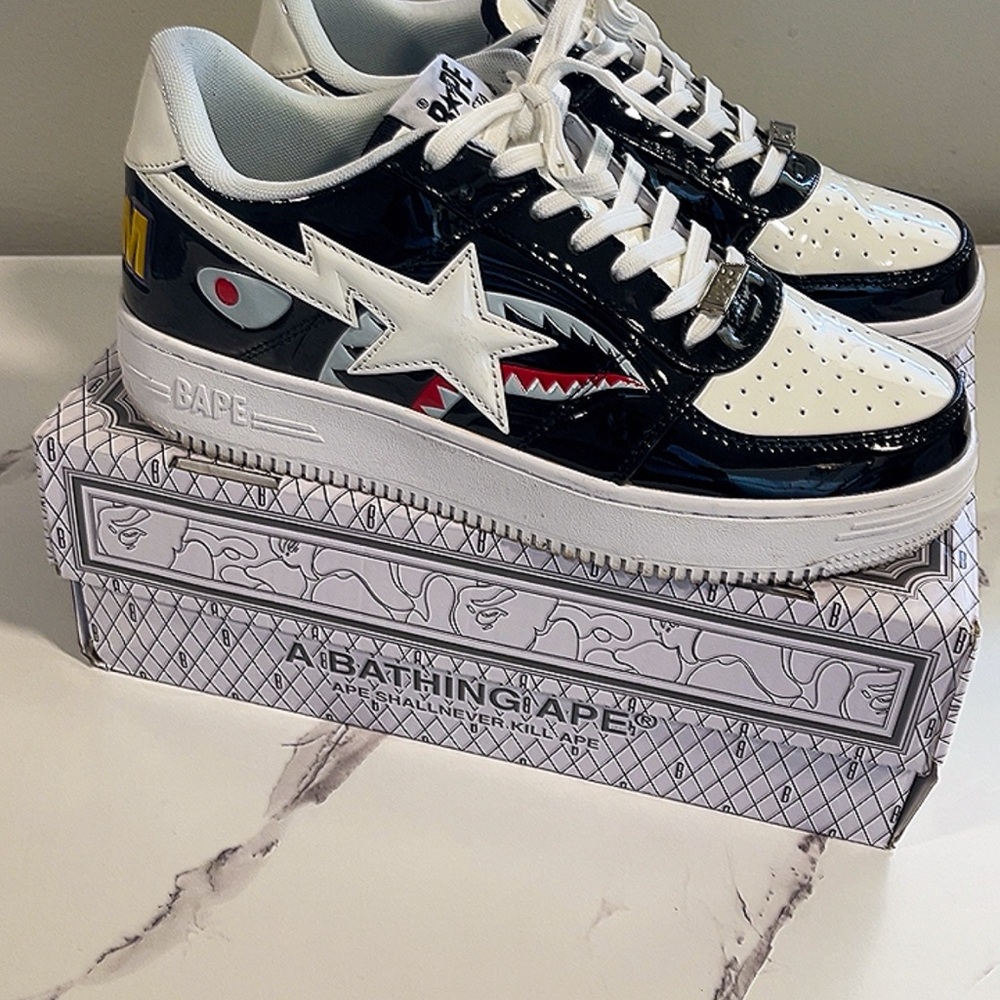 Bapesta Low M1 'Shark Face